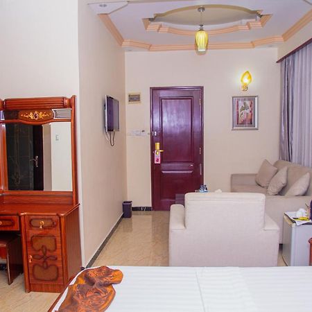 Star City Hotel Νταρ ες Σαλάμ Εξωτερικό φωτογραφία